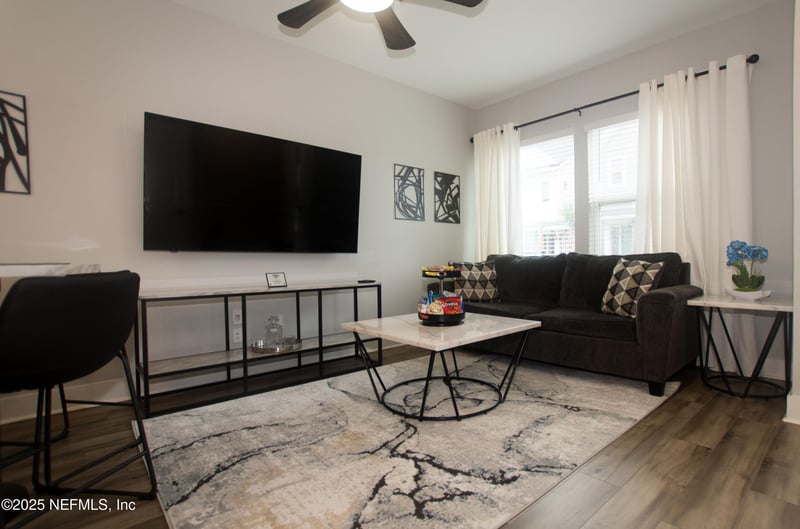 11104 Motion Ct, Jacksonville, FL 32256