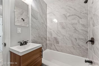 1436 Bassett Rd, Jacksonville, FL 32208