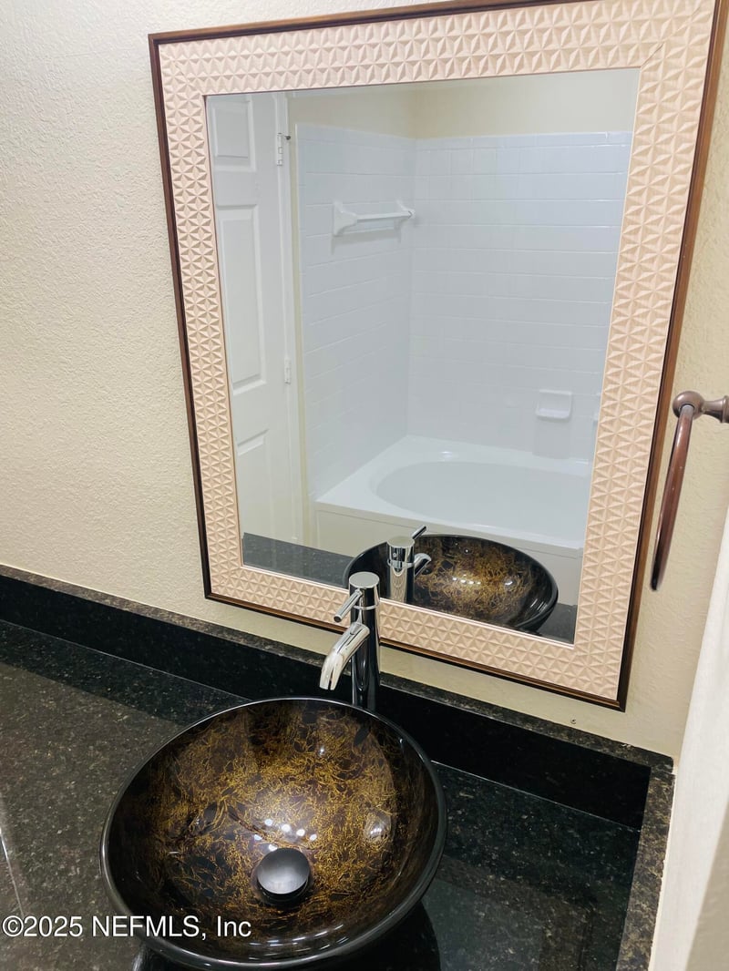 13703 Richmond Park Dr #2705, Jacksonville, FL 32224