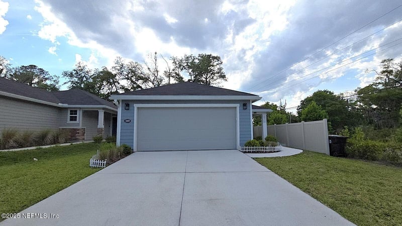 3089 Lucille Ln, Middleburg, FL 32068