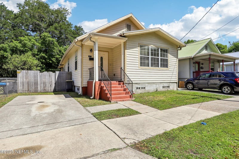 1071 Scriven St, Jacksonville, FL 32209