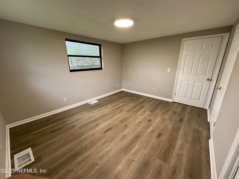 5612 Oliver St, Jacksonville, FL 32211