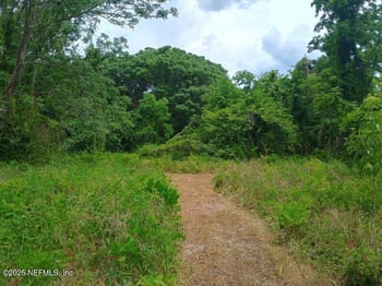 341 College Dr #C, Orange Park, FL 32065