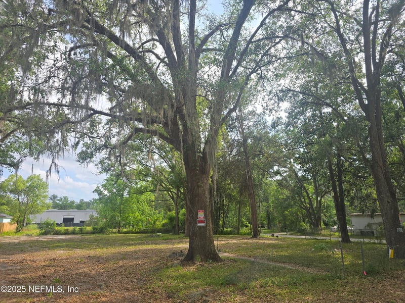 8576 Osteen St, Jacksonville, FL 32210