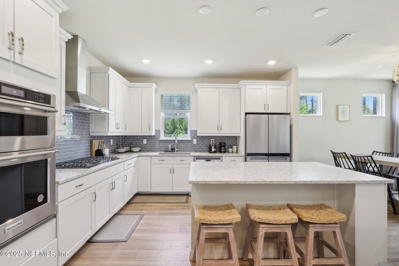 10982 Town View Dr, Jacksonville, FL 32256