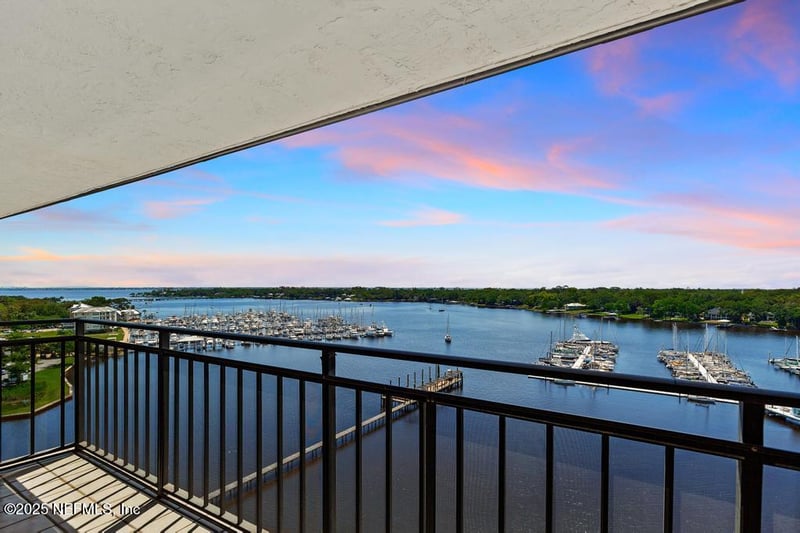 4401 Lakeside Dr #1204, Jacksonville, FL 32210