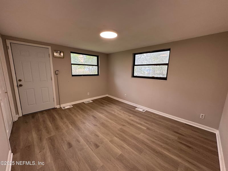 5612 Oliver St, Jacksonville, FL 32211