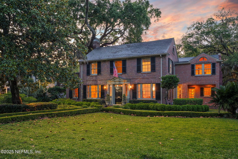 2127 River Rd, Jacksonville, FL 32207