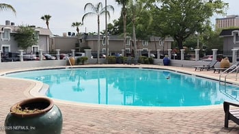 355 Monument Rd #21-A2, Jacksonville, FL 32225