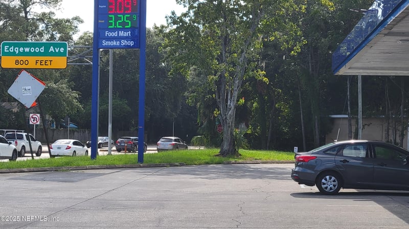 3044 Randall St, Jacksonville, FL 32205