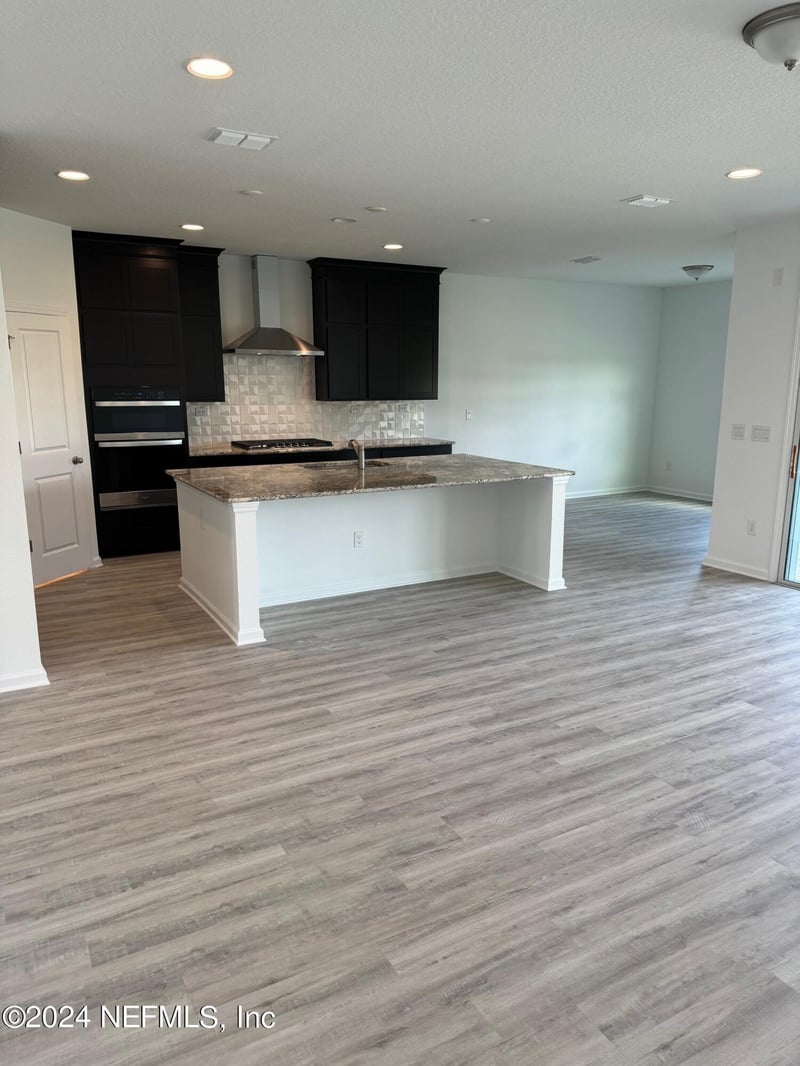 150 Iris Landing Dr, St Augustine, FL 32092