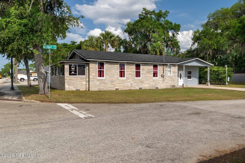 6108 Arlington Rd, Jacksonville, FL 32211