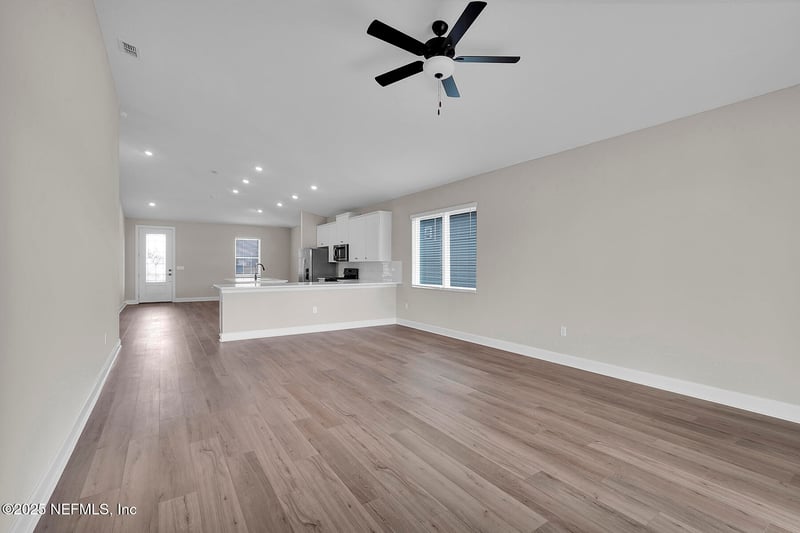 3979 Gareys Ferry Way, Middleburg, FL 32068