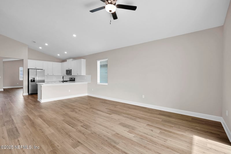 3983 Gareys Ferry Way, Middleburg, FL 32068