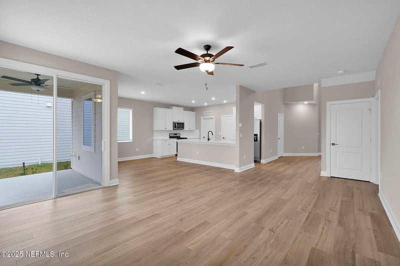 3961 Gareys Ferry Way, Middleburg, FL 32043