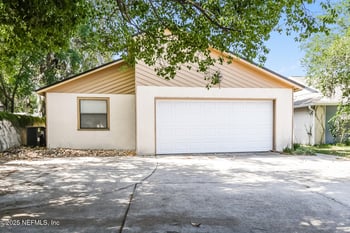 1955 Bluebird , Orange Park, FL 32073