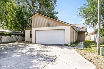 1955 Bluebird , Orange Park, FL 32073