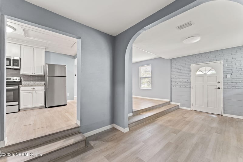 2617 Lake Shore Blvd, Jacksonville, FL 32210