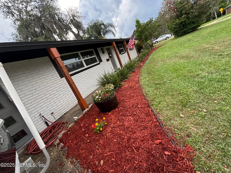 256 Baisden Rd, Jacksonville, FL 32218