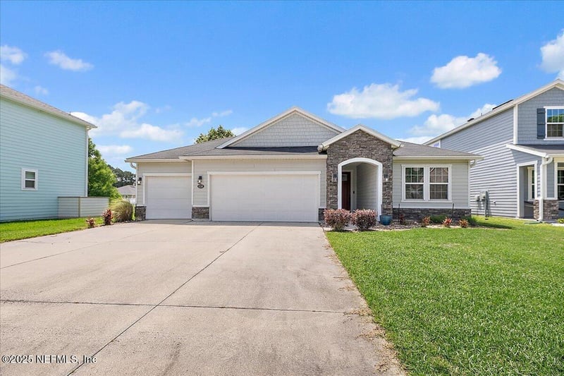 13245 Avery Park Ln, Jacksonville, FL 32218