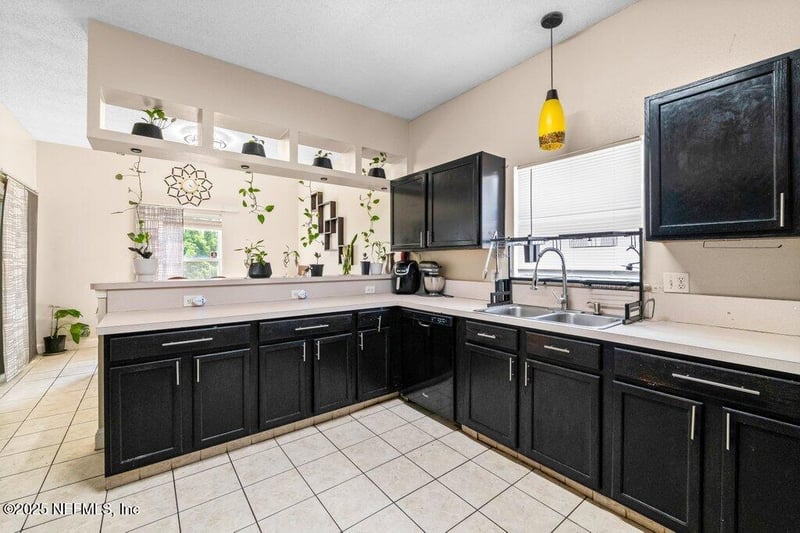 3370 Double Ln, Jacksonville, FL 32277