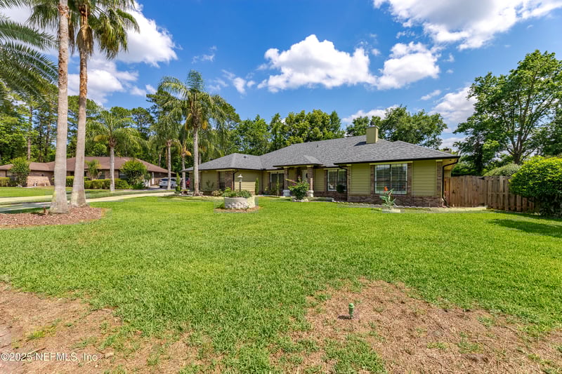 806 Falkirk Ct, Orange Park, FL 32073