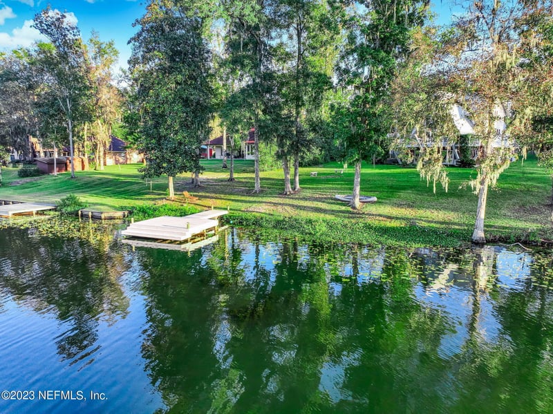 1099 Lake Asbury Dr, Green Cove Springs, FL 32043