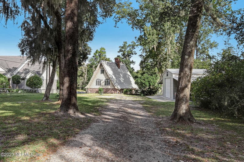 1099 Lake Asbury Dr, Green Cove Springs, FL 32043