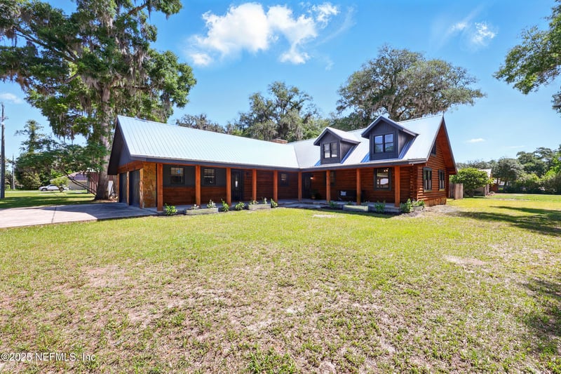 360 Alabama Ave, Palatka, FL 32177