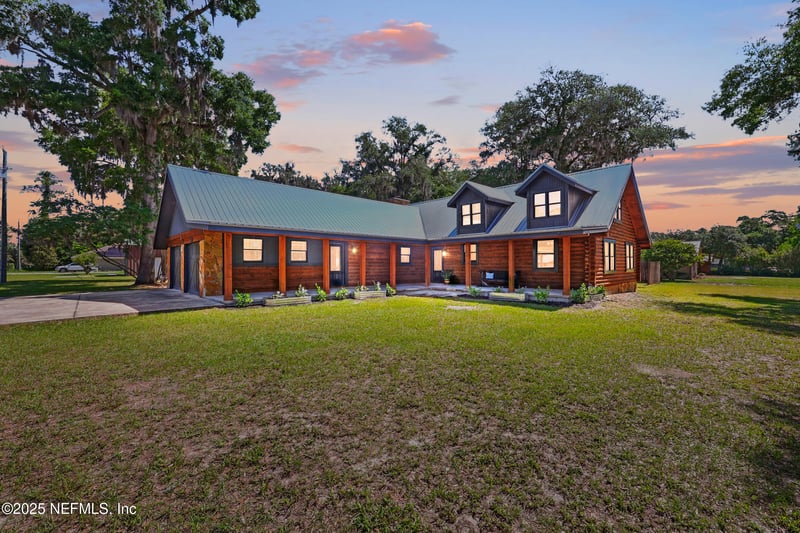 360 Alabama Ave, Palatka, FL 32177