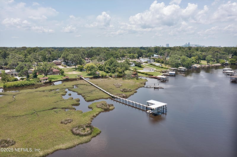 6221 Kellow Dr, Jacksonville, FL 32216