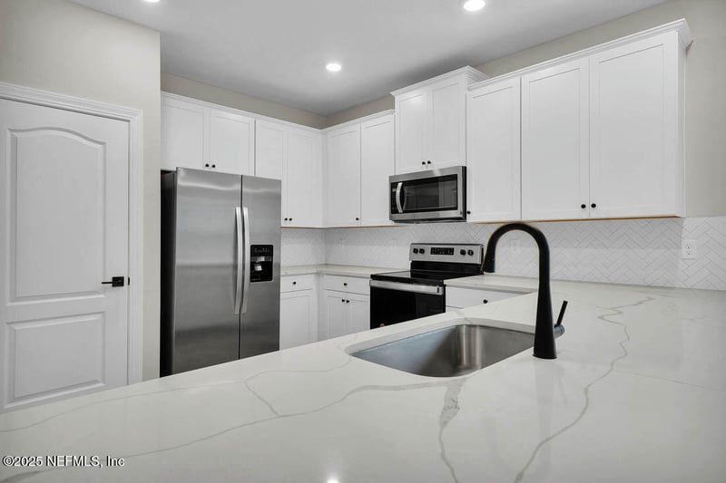 6975 Canoe Birch Rd, Jacksonville, FL 32219