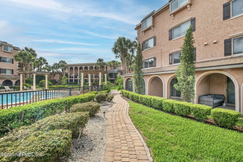 5375 Ortega Farms Blvd #510, Jacksonville, FL 32210