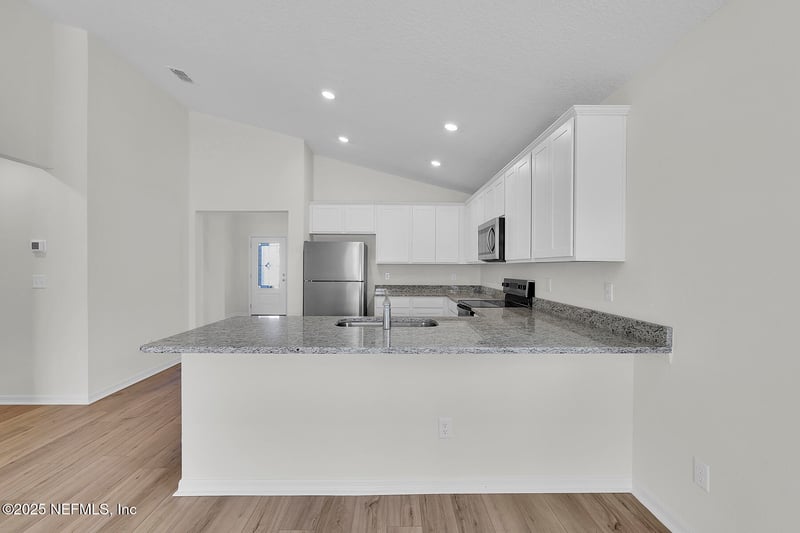 6855 Myrtle Oak Rd, Jacksonville, FL 32219