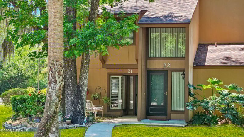 21 Mid Pines Cir, Palm Coast, FL 32137