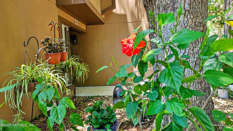 21 Mid Pines Cir, Palm Coast, FL 32137