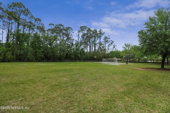 7868 Woodsdale Ln, Jacksonville, FL 32256