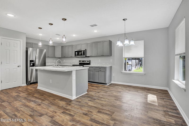 1071 Ontario St, Jacksonville, FL 32254