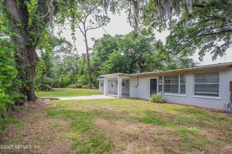 6351 Fabian Dr, Jacksonville, FL 32210