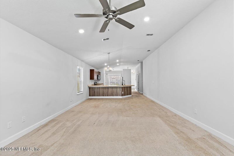 8088 Belsay Cir, Jacksonville, FL 32219