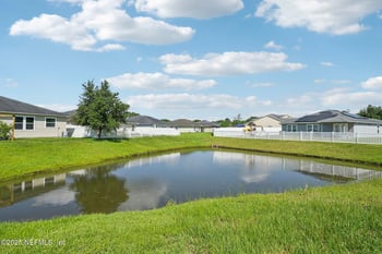 7464 Westland Oaks Dr, Jacksonville, FL 32244