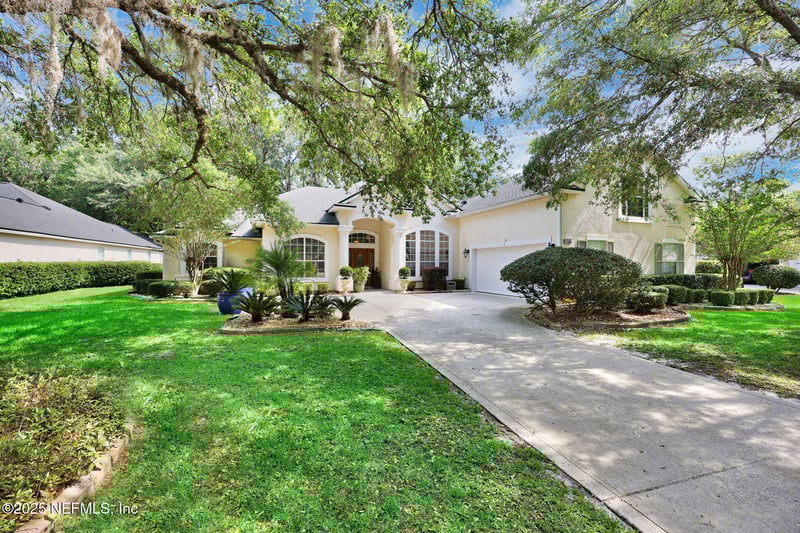 526 Oakmont Dr, Orange Park, FL 32073
