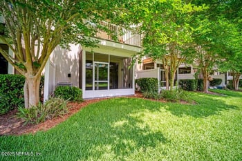 4316 Ellipse Dr, Jacksonville, FL 32246