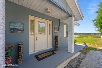 106 Carter Whittaker Ln, Pomona Park, FL 32181