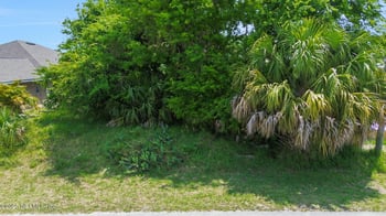 44 Comanche Ct, Palm Coast, FL 32137