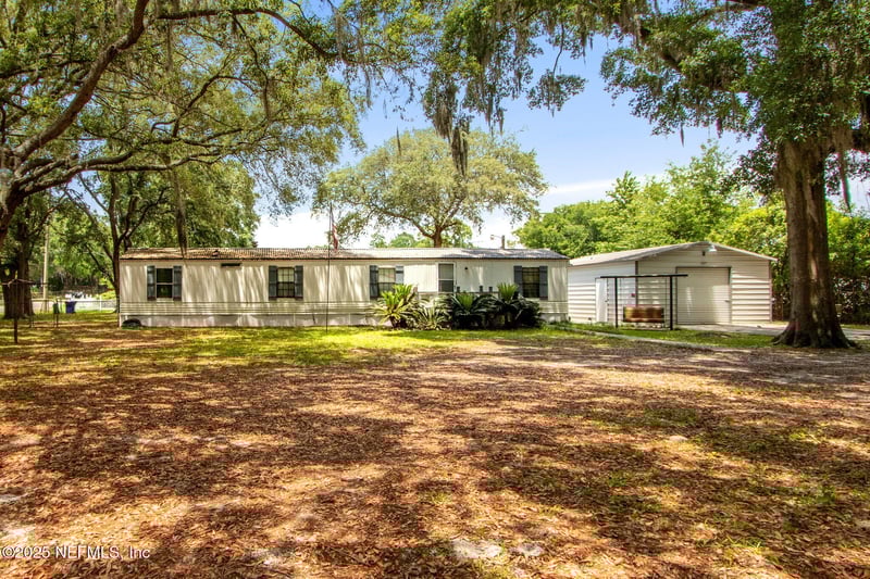 2577 Water Bluff Dr, Jacksonville, FL 32218