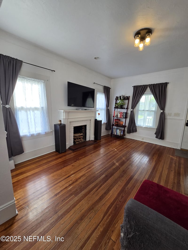 3675 Oak St, Jacksonville, FL 32205