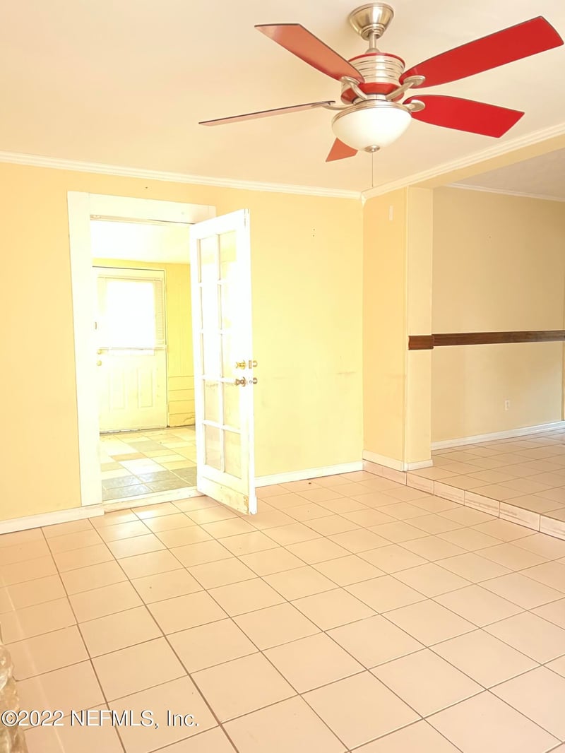 5715 Wiltshire St, Jacksonville, FL 32211