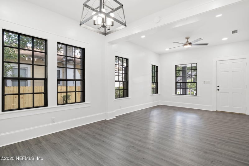 3918 Springfield Blvd, Jacksonville, FL 32206