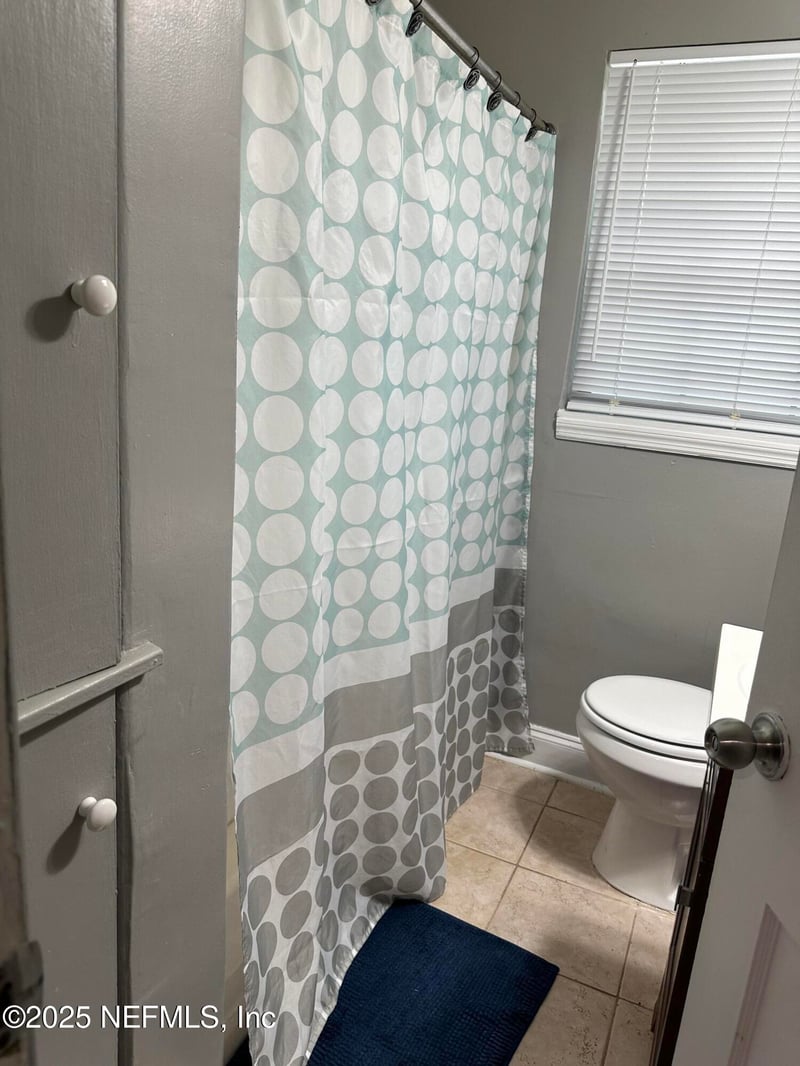 4040 Shasta Dr, Jacksonville, FL 32207